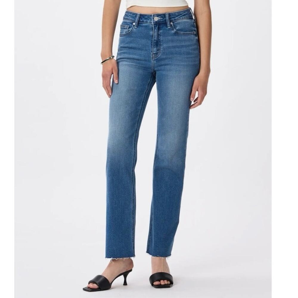 Quince Women's Straight Leg Jeans in Medium Blue Wash